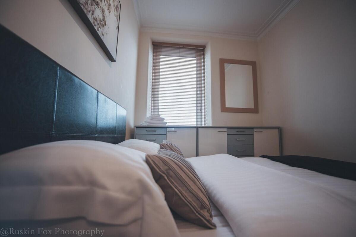 Prime 2 Bedroom City Centre Apt Aberdeen Esterno foto