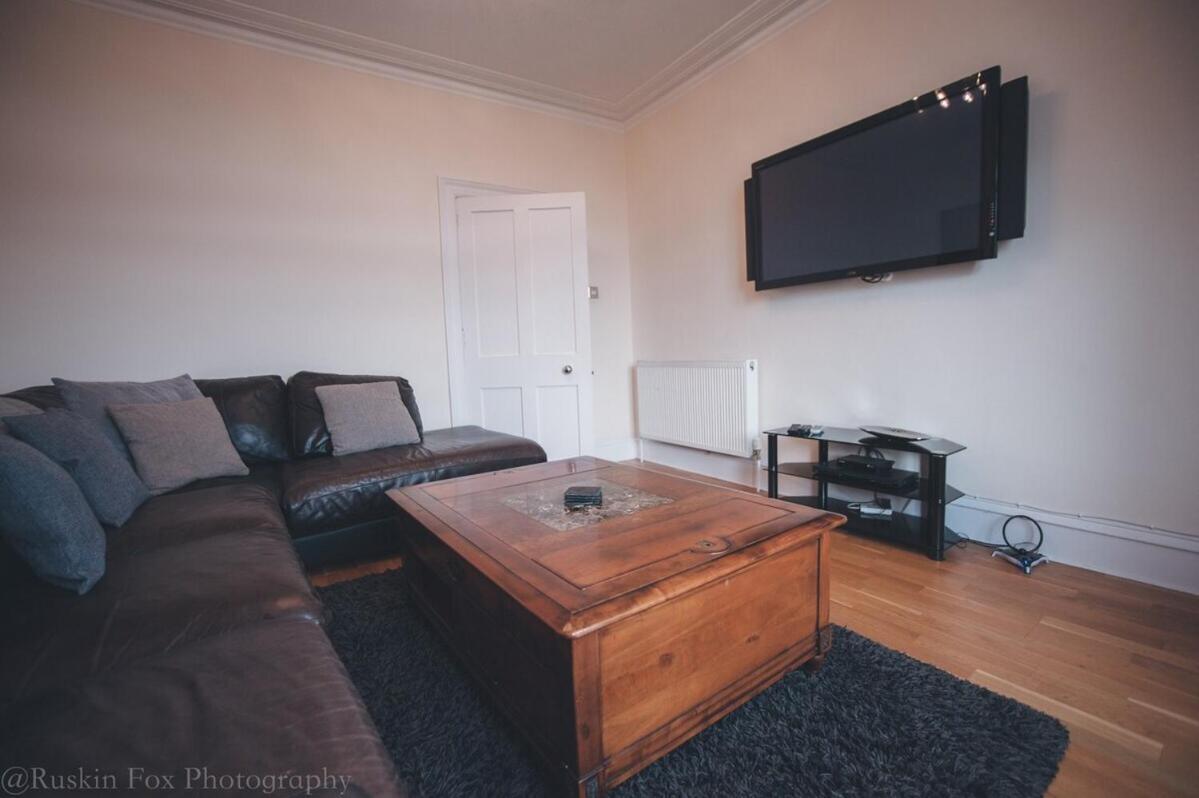 Prime 2 Bedroom City Centre Apt Aberdeen Esterno foto